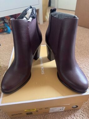 Michael Kors Barolo Leather Ankle Booties. Sold out color.